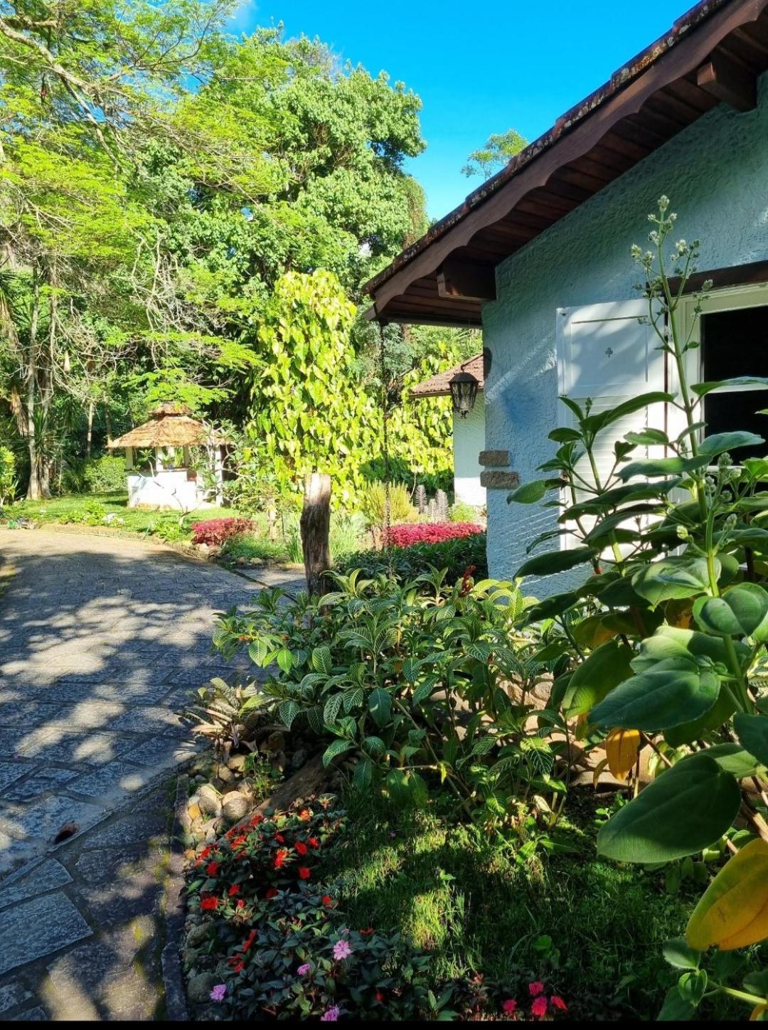 Pousada Pinati Teresopolis Bagian luar foto